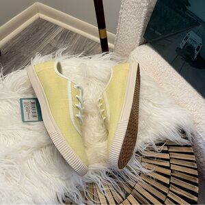 Toms ☀️ Lace Up Yellow Canvas Ortholite Removable Insole Woven Sneakers